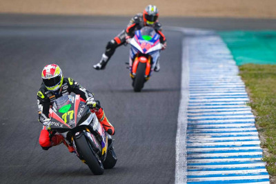 Ferrari Pimpin Tes MotoE thumbnail